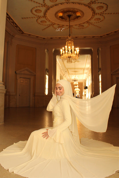 Soft Bloom - Pale Yellow